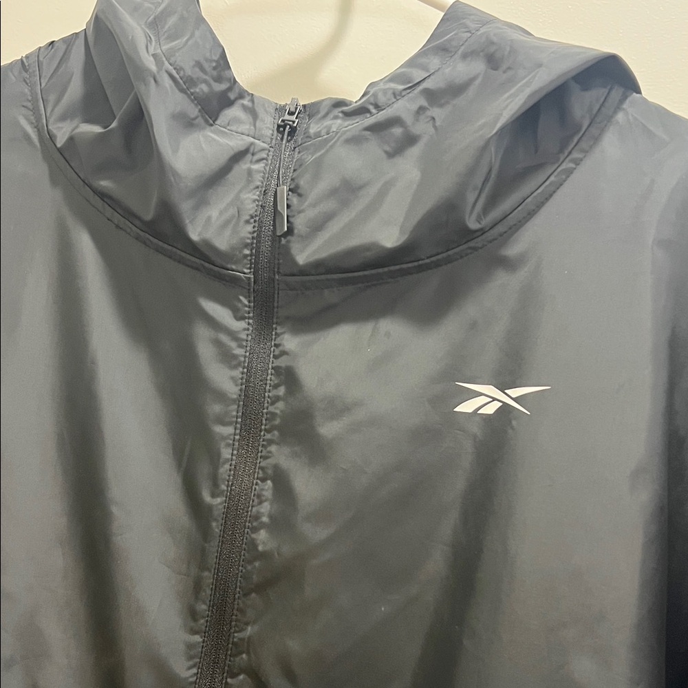 Reebok Black and White Hooded Wind Jacket - Picture 2 of 4